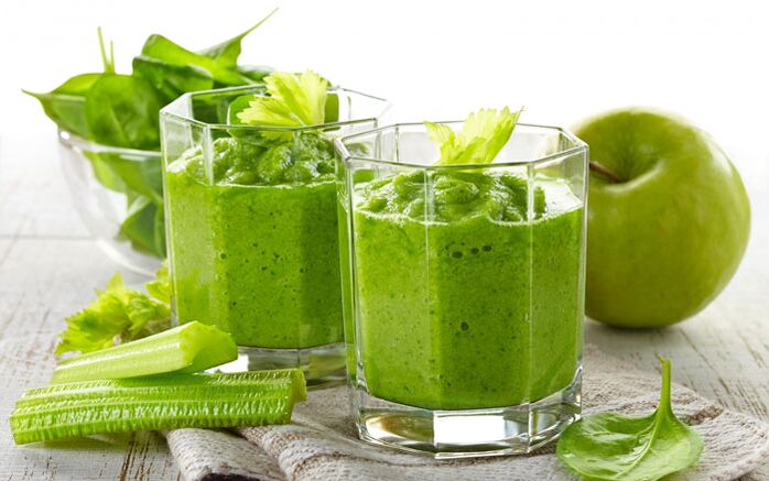 Slimming green smoothie with celery and apples