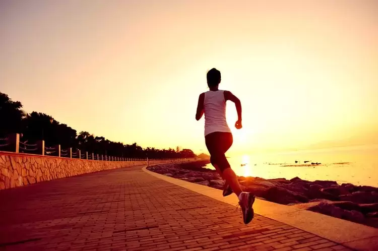 Jog half an hour in the morning for effective weight loss