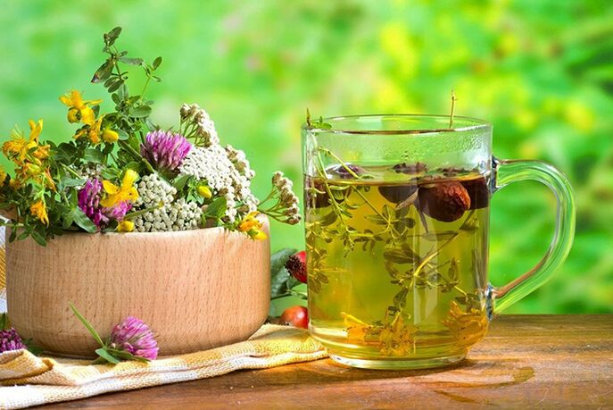 During the fasting day on kefir, you need to drink herbal tea